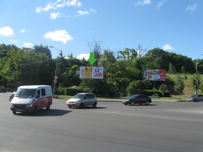 м. Рівне, вул. Кн. Володимира, в районі перехрестя з вул. Литовською